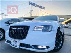 کرایسلەر 300